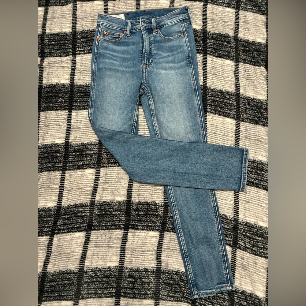 NWOT Gap Jeans